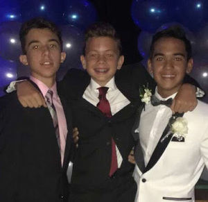 Meet your Posher, Christian